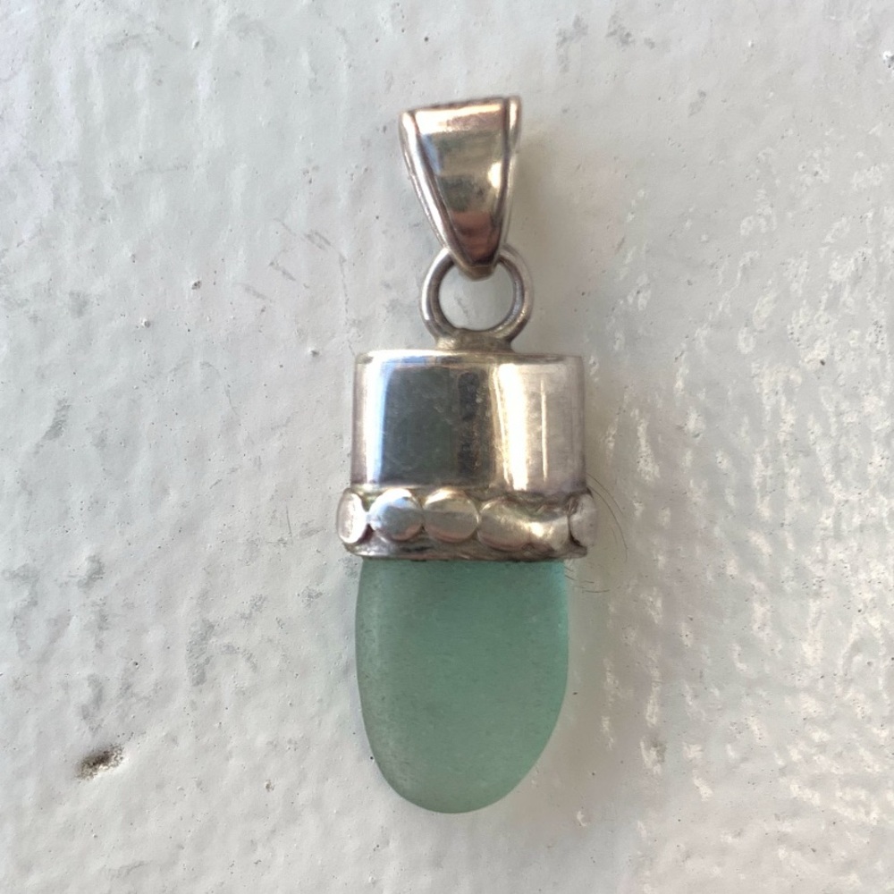Sterling silver blue sea glsss pendant